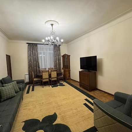 Apartments On Paronyan 15 Yerevan Exterior foto